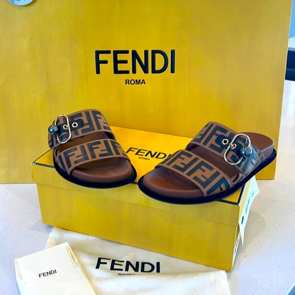 Fendi Shoes - Fendi Logo Slip -On Sandals